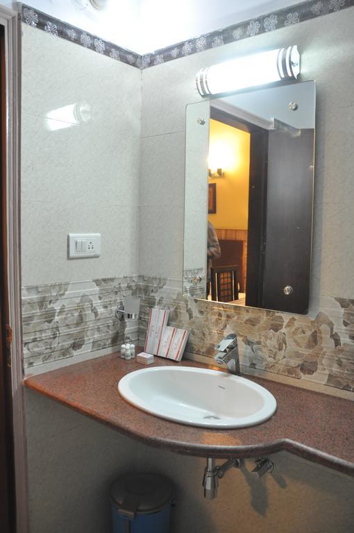 Hotel Vibhav Harsh Varanasi Ngoại thất bức ảnh