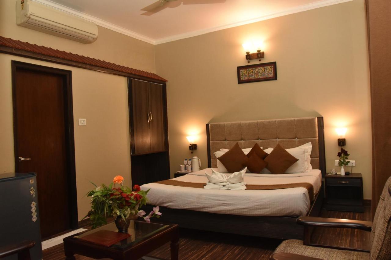 Hotel Vibhav Harsh Varanasi Ngoại thất bức ảnh