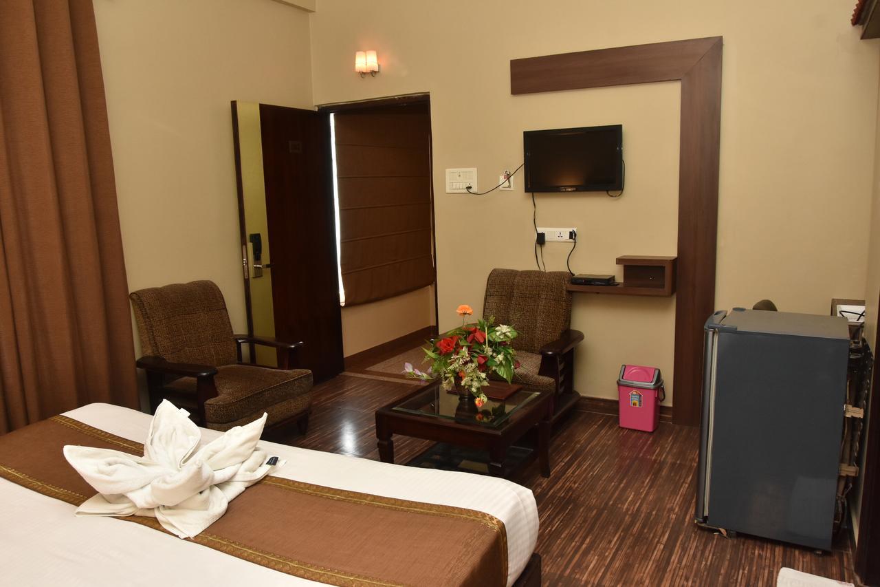 Hotel Vibhav Harsh Varanasi Ngoại thất bức ảnh