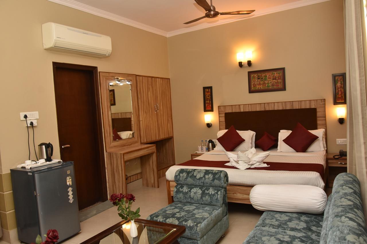 Hotel Vibhav Harsh Varanasi Ngoại thất bức ảnh